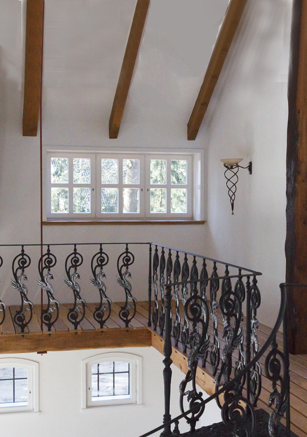 ACCESSORIES FOR BALUSTRADES STAIRCASE